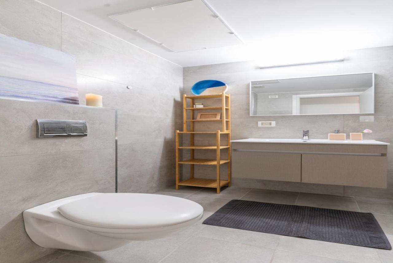 Modern Comfort Escape By Sea N' Rent Nahariya Luaran gambar
