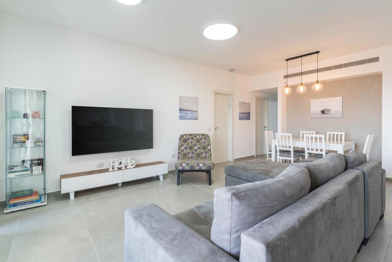 Modern Comfort Escape By Sea N' Rent Nahariya Luaran gambar