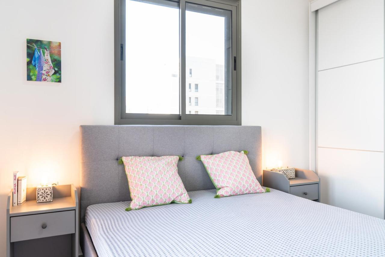Modern Comfort Escape By Sea N' Rent Nahariya Luaran gambar